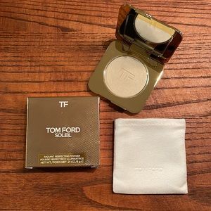 NEW TOM FORD Soleil Radiant Perfecting Powder